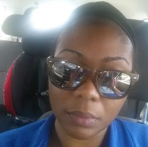 Meet your Posher, Shan